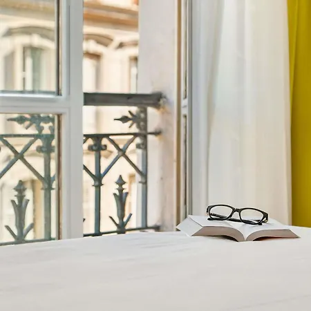 ibis Styles Paris République Le Marais-3