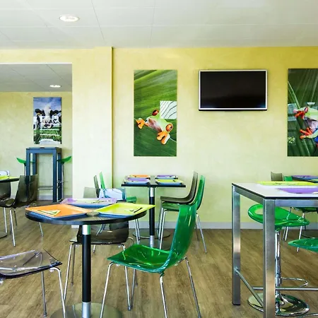 Hotel Ibis Styles Bourges-2