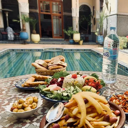 Riad Fes Baraka Piscine & Spa-3