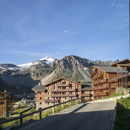 Résidences Village Montana by Les Etincelles-2