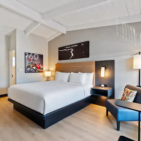 Thunderbird Lodge-2
