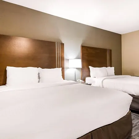 Quality Inn & Conference Centre-3