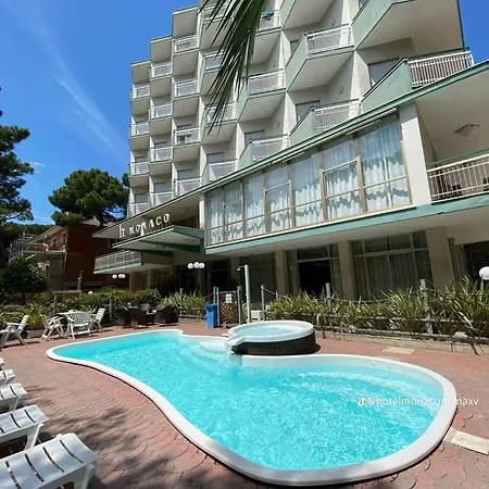 Hotel Monaco - parcheggio incluso e piscina-3