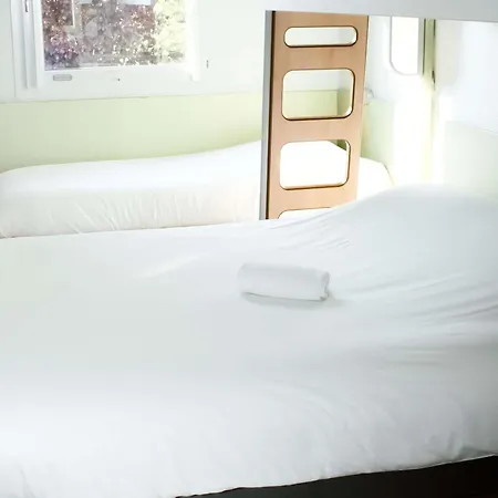 Ibis Budget Saint-Omer Centre-3