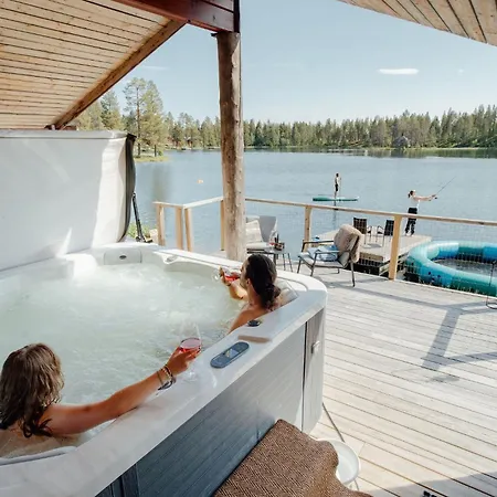 Pinetree Lodge-2