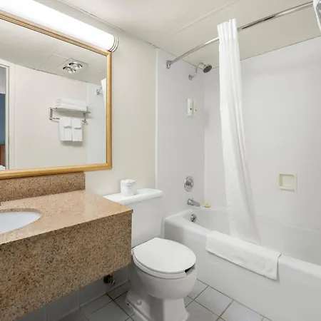 Quality Inn & Suites Black River Falls I-94-3
