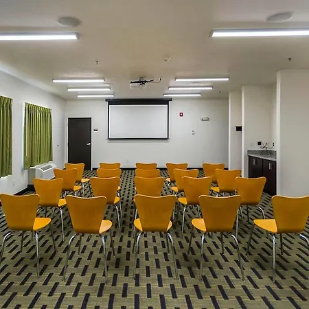 Days Inn By Wyndham South Bend/Notre Dame-2