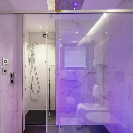 Monaco Suites Hotel-2