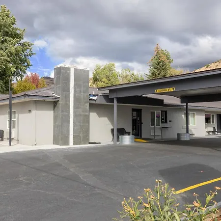 Oregon Trail Inn And Suites-3