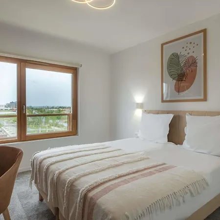 Ibis Styles Amiens Sud-3