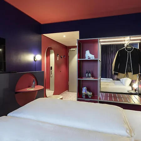 Ibis Styles Muenchen Perlach-2