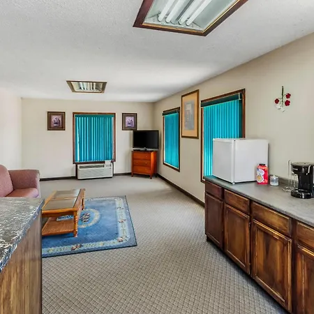 Rodeway Inn-3