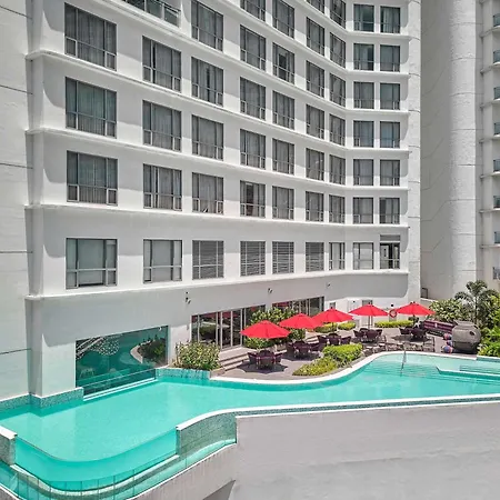 Novotel Suites Manila At Acqua-3