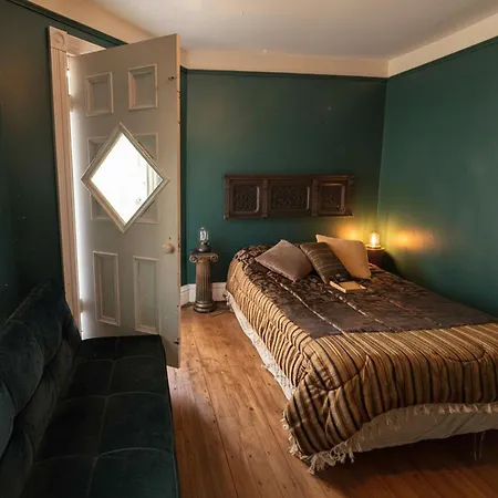 Le Salon Des Inconnus-3