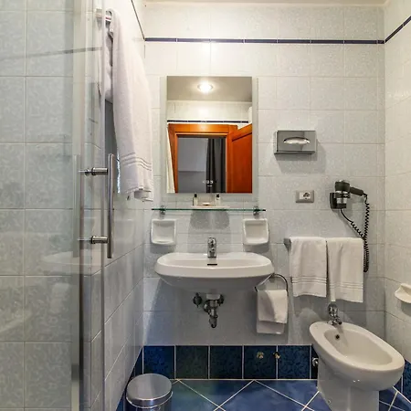 Hotel Accademia-3