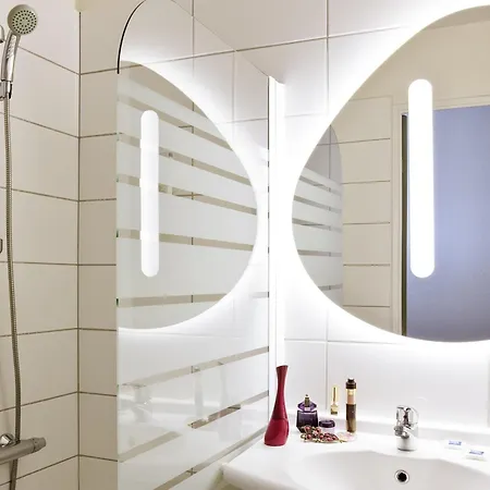 ibis budget Grigny Centre-3