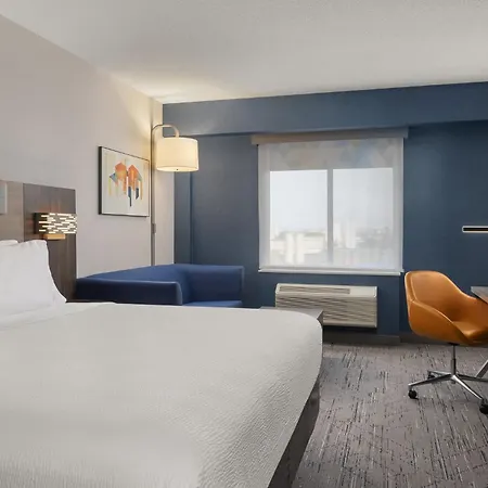 Holiday Inn Express & Suites Vaughan-Southwest By Ihg-3