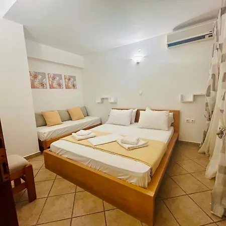 Alexandra'S House-2