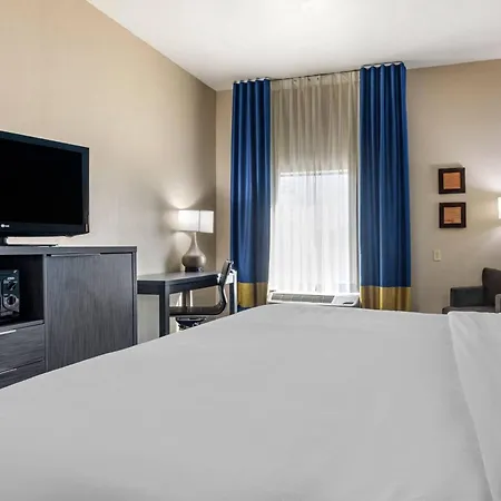 Comfort Inn & Suites Pauls Valley - City Lake-3