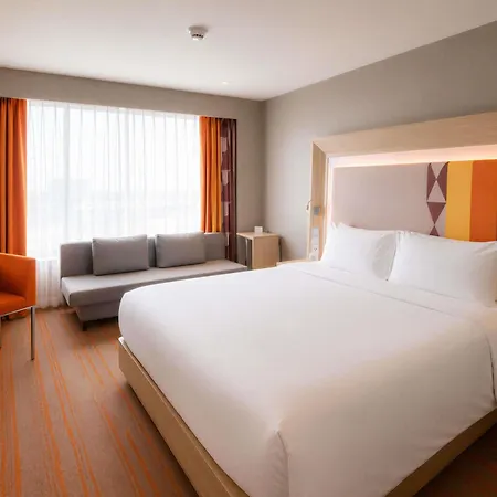 Novotel Manila Araneta City Hotel-2