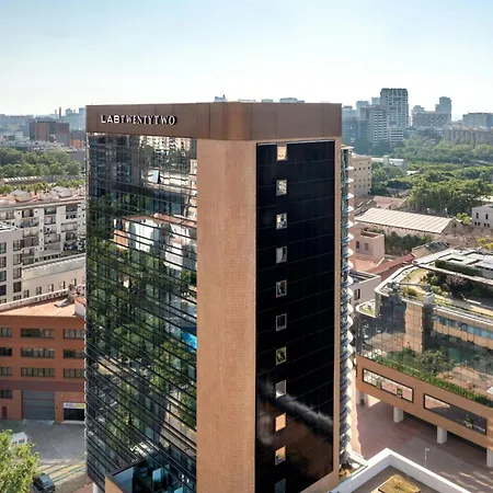 Labtwentytwo Barcelona, A Tribute Portfolio Hotel By Marriott-2