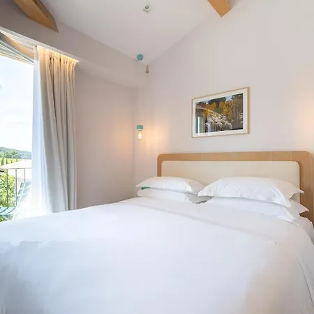Auberge La Coste-2