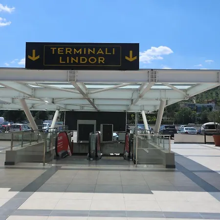 Metro Hotel Terminal-2