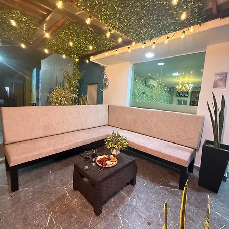 Hotel Juan Pablo 2-3