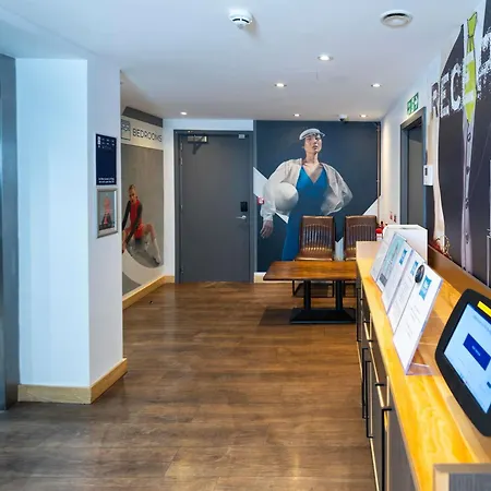 Ibis Budget Swindon Town Centre-2