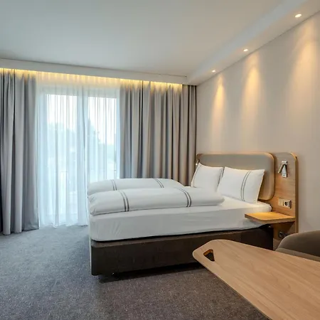Premier Inn Göttingen-3
