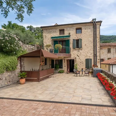Borgo Petrarca-2