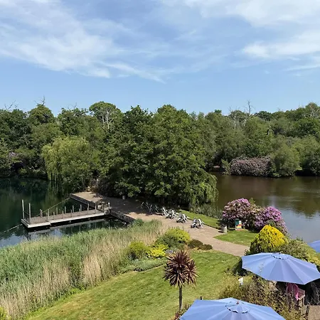 Inn On The Lake-2