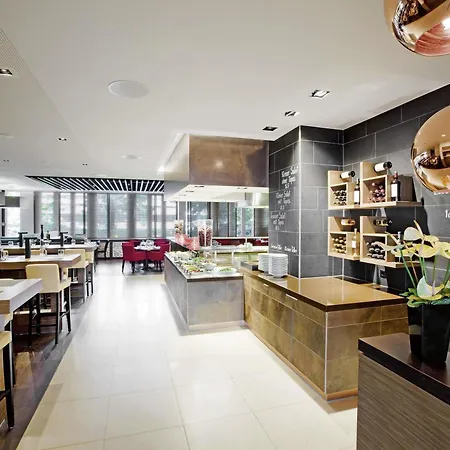 Moevenpick Hotel Zurich Airport-2
