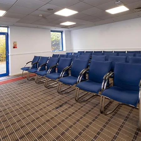 Holiday Inn Express Droitwich Spa By Ihg-3