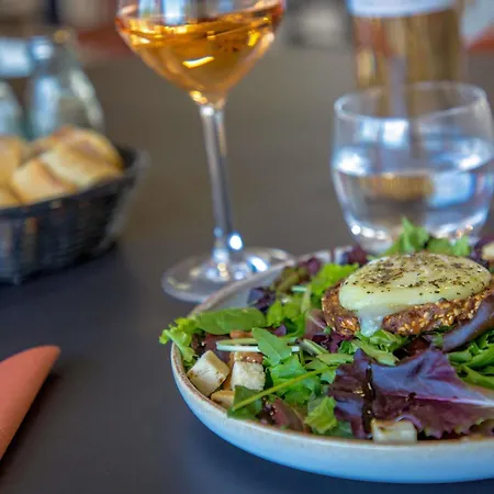 ibis Styles Aubagne Gemenos-3