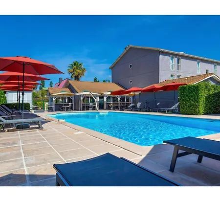 ibis Styles Aubagne Gemenos-2
