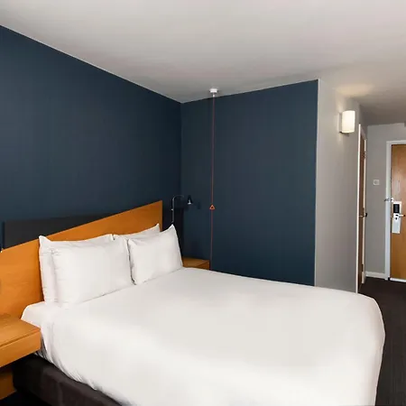Holiday Inn Express Hamilton By Ihg-2