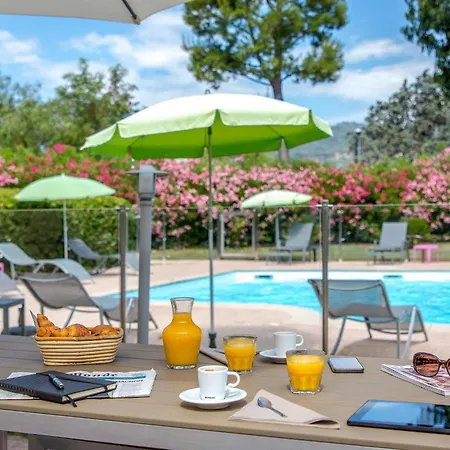 Mercure Cannes Mandelieu-2