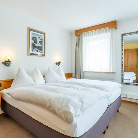 Hotel Dischma-3