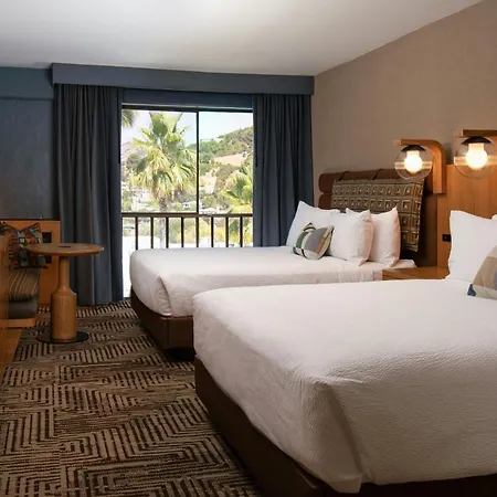Marin Hilltop Hotel-2