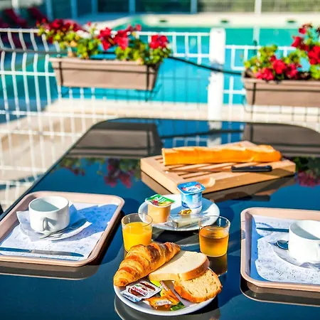 Ibis Budget Hyeres-3