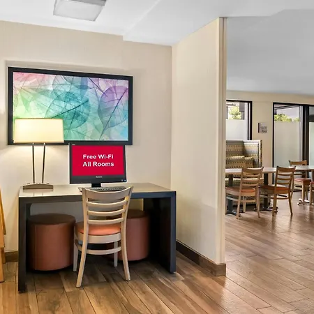 Allentown Park Hotel By The Red Collection-2