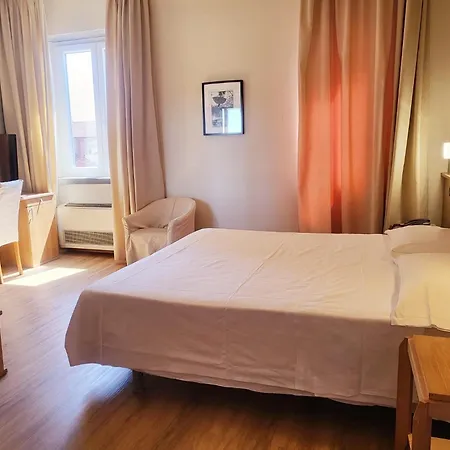 Hotel Lux-2