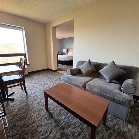 Quality Inn & Suites-2