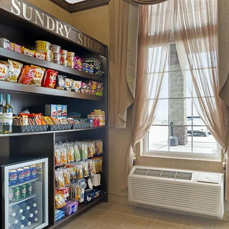 Best Western Plus Grand-Sault Hotel & Suites-3