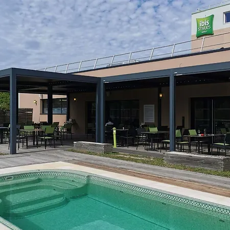 Hotel Ibis Styles Montargis Arboria-3