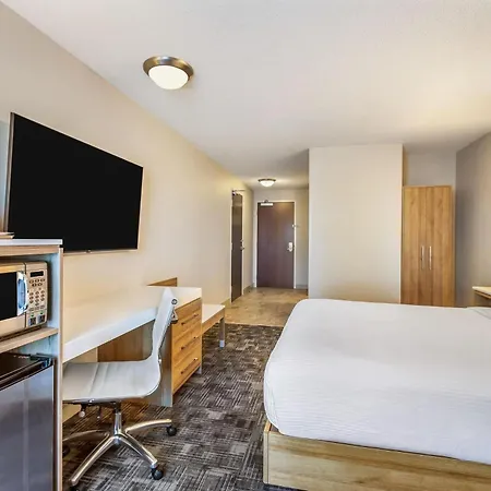 Microtel Inn & Suites By Wyndham - Timmins-3