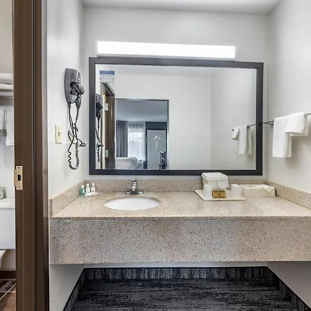 Quality Inn Glasgow-2