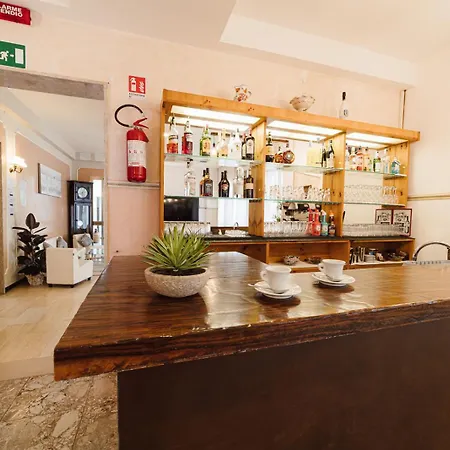 Hotel Carol-3