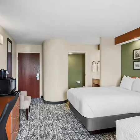 Sleep Inn & Suites Bay View Acme - Traverse City-3